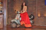 Deepika Padukone promote Chennai Express on Comedy Circus in Mumbai on 1st July 2013 (116).JPG
